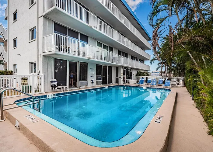 Charming And Spacious Clearwater Beach